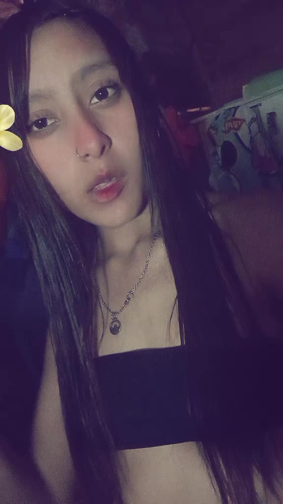 @nickii_perez
