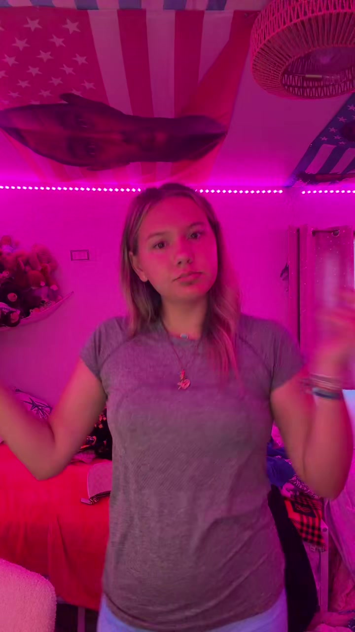 @M&auml;dchen Alice 🌀