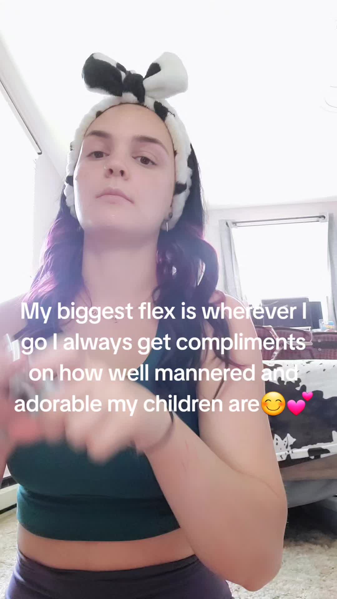 @Holly🦋🤟