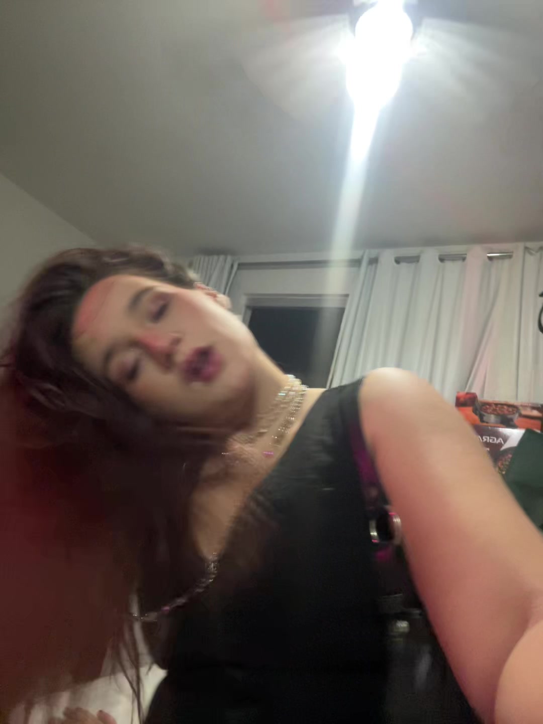 @moni