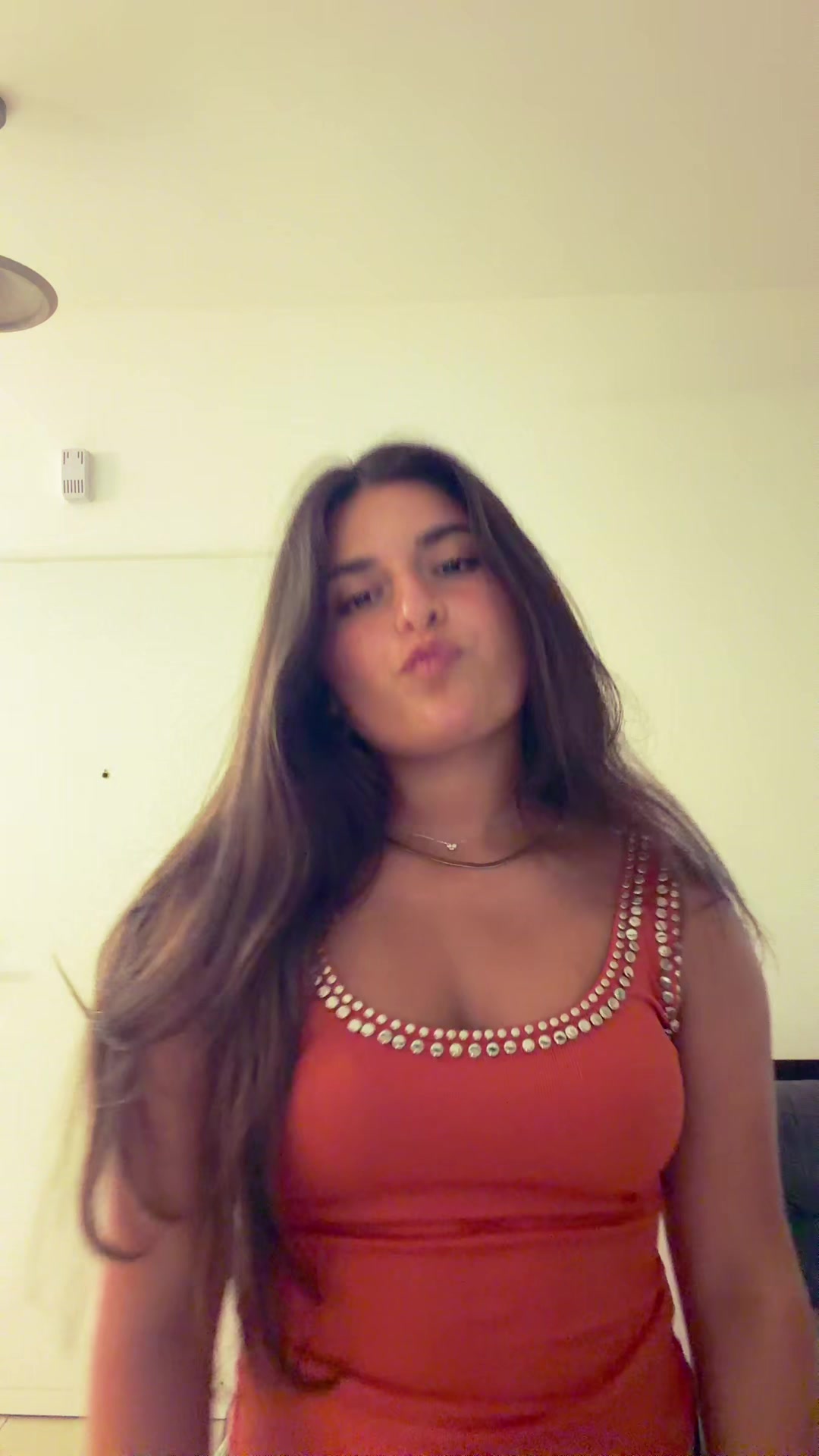 @Shirashaubi