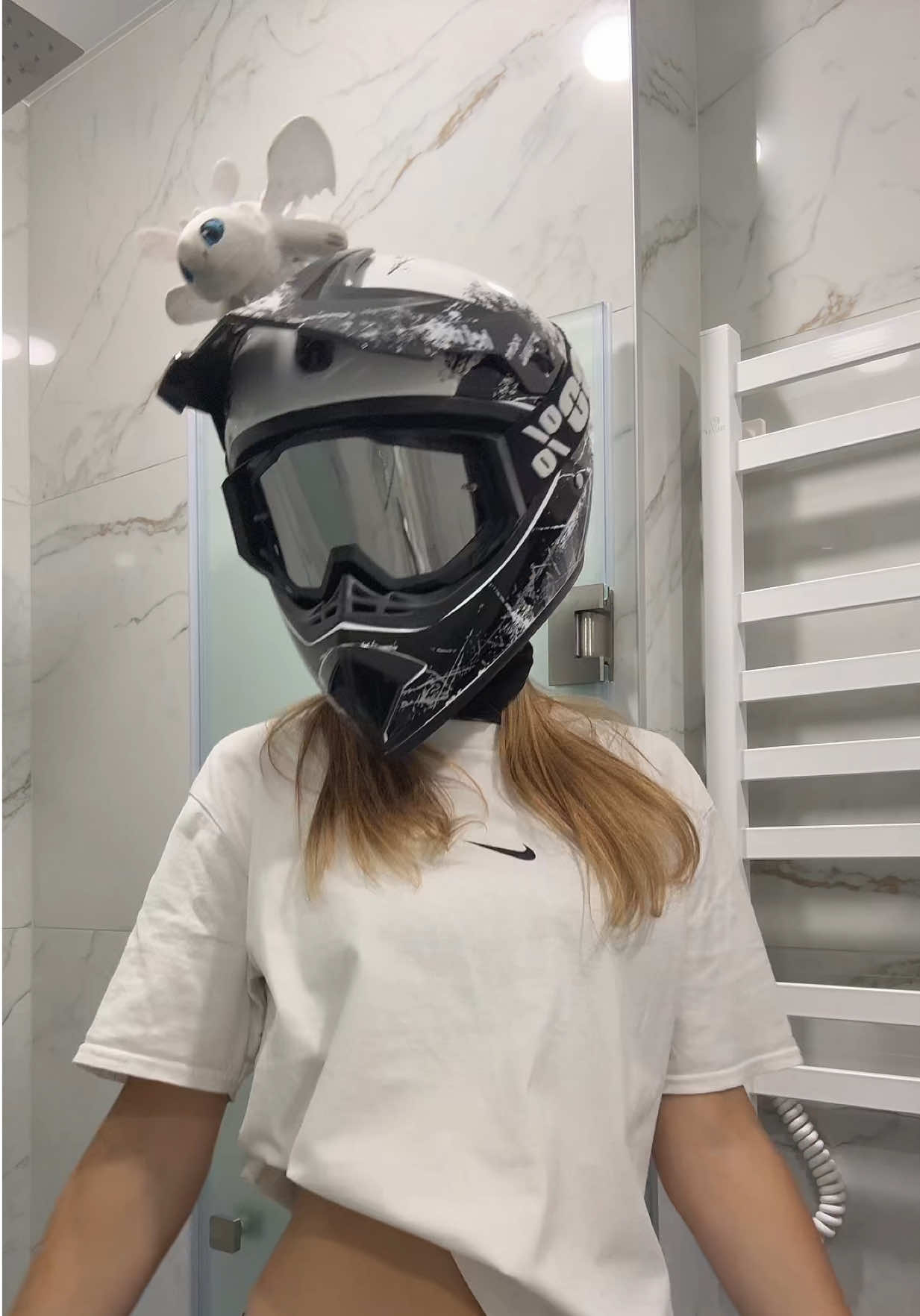 @G4