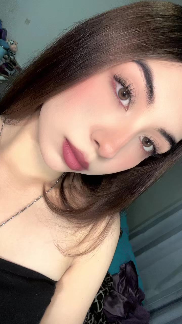 @Liz Carrilloও