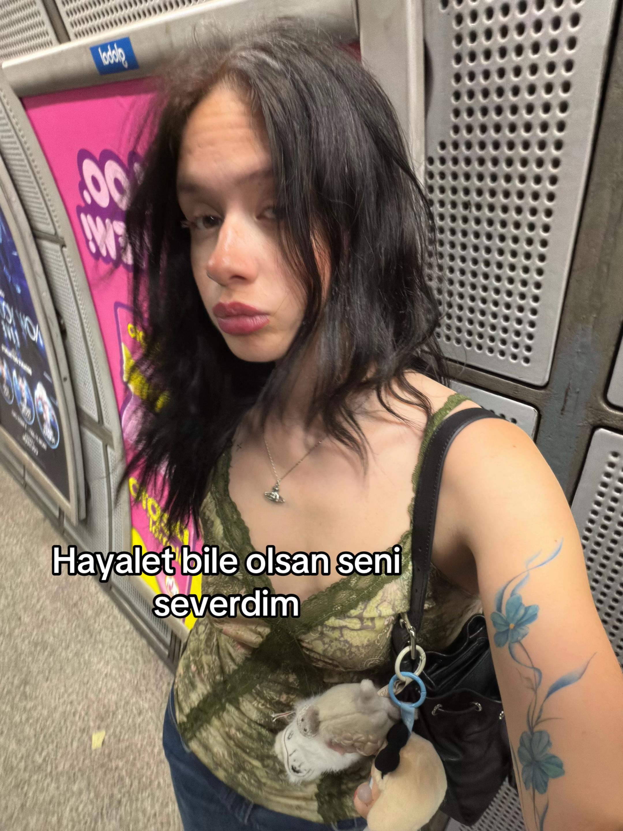 @Mina