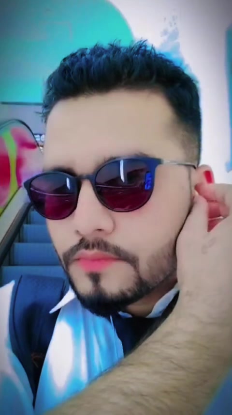 @Ismart_Raza