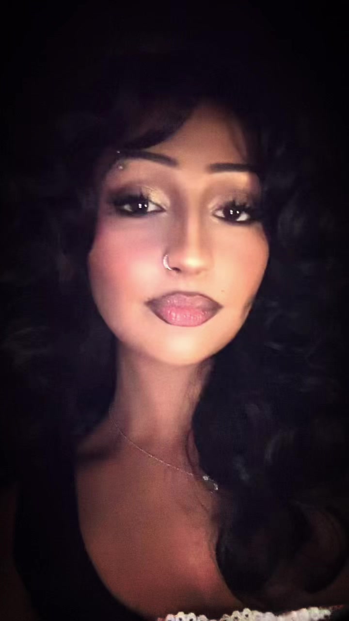 @𝕰𝖑𝖑𝖆