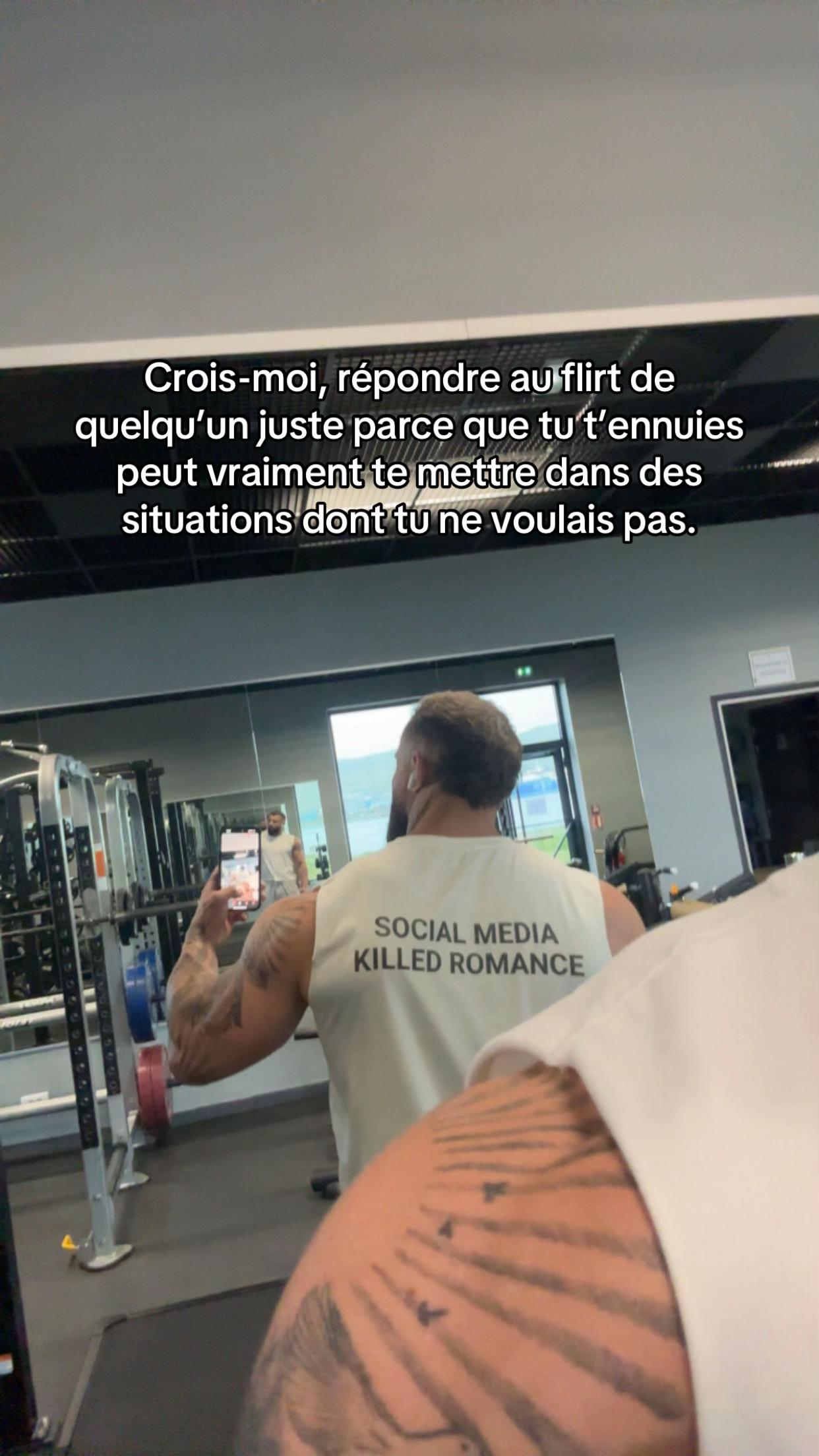 @Venzira