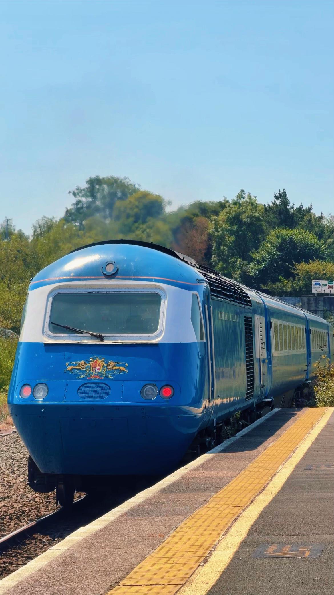 @I ❤️ Trains