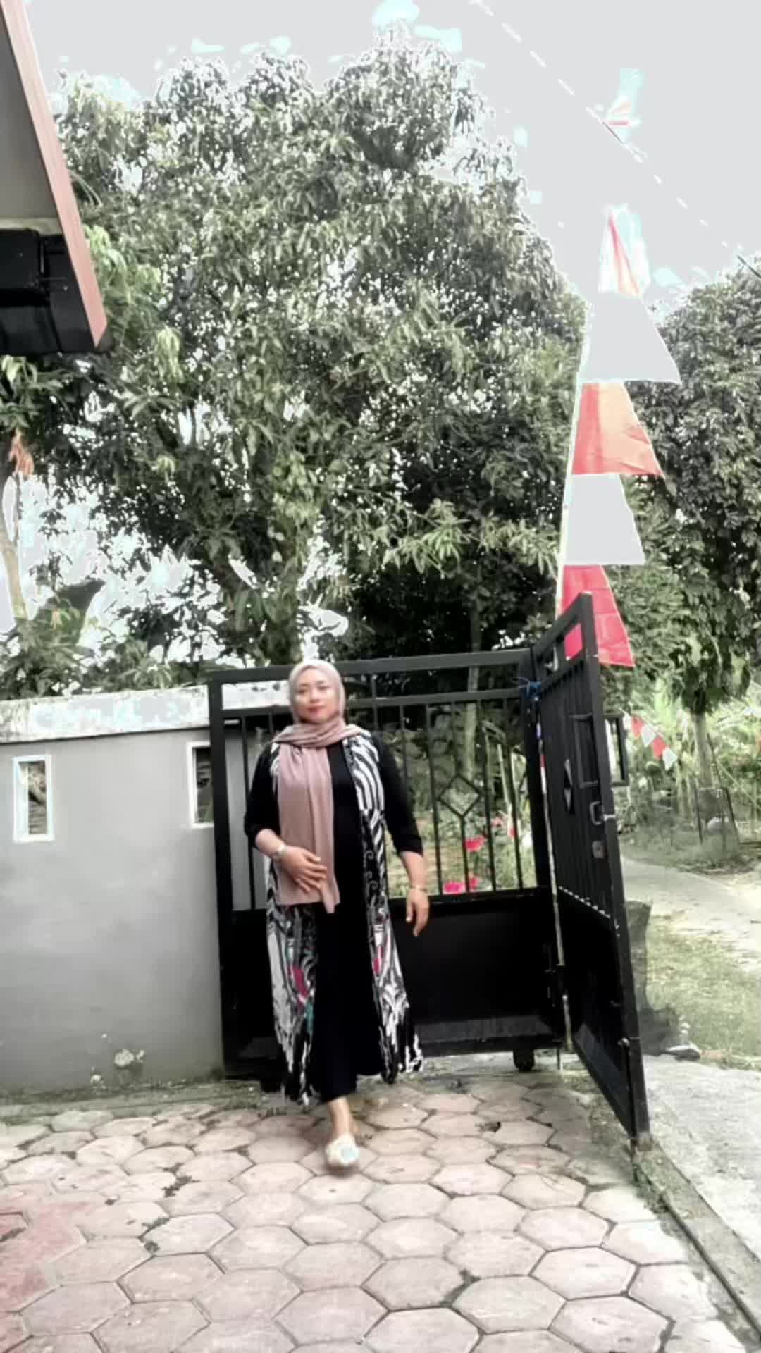 @Momski