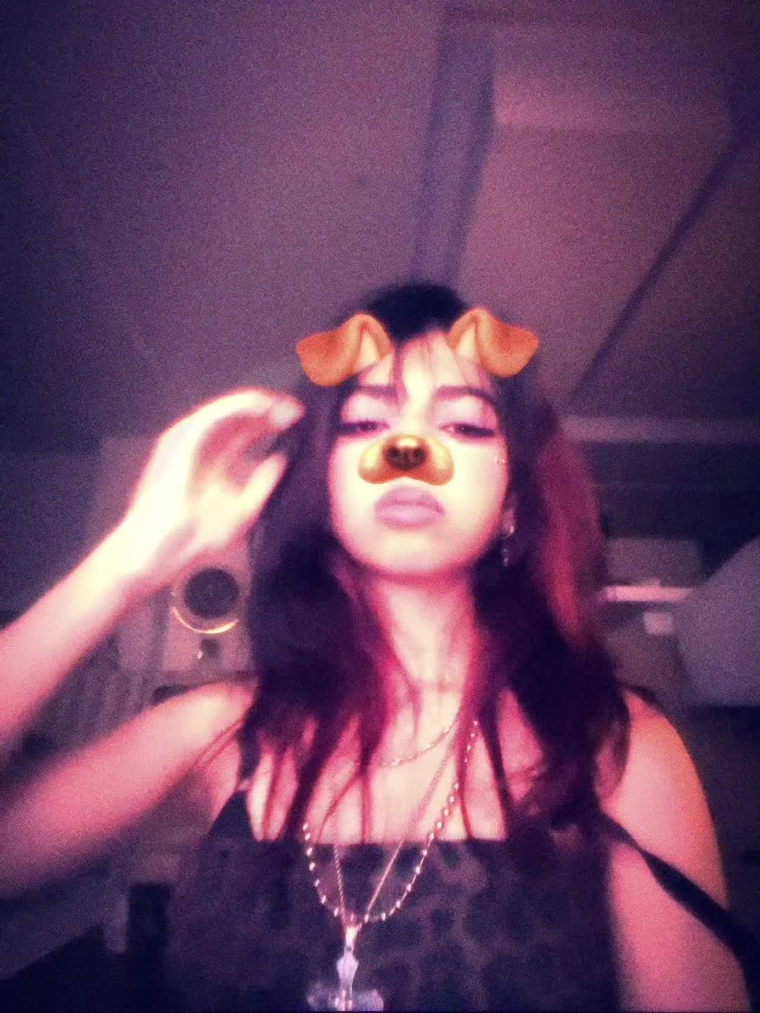@Um