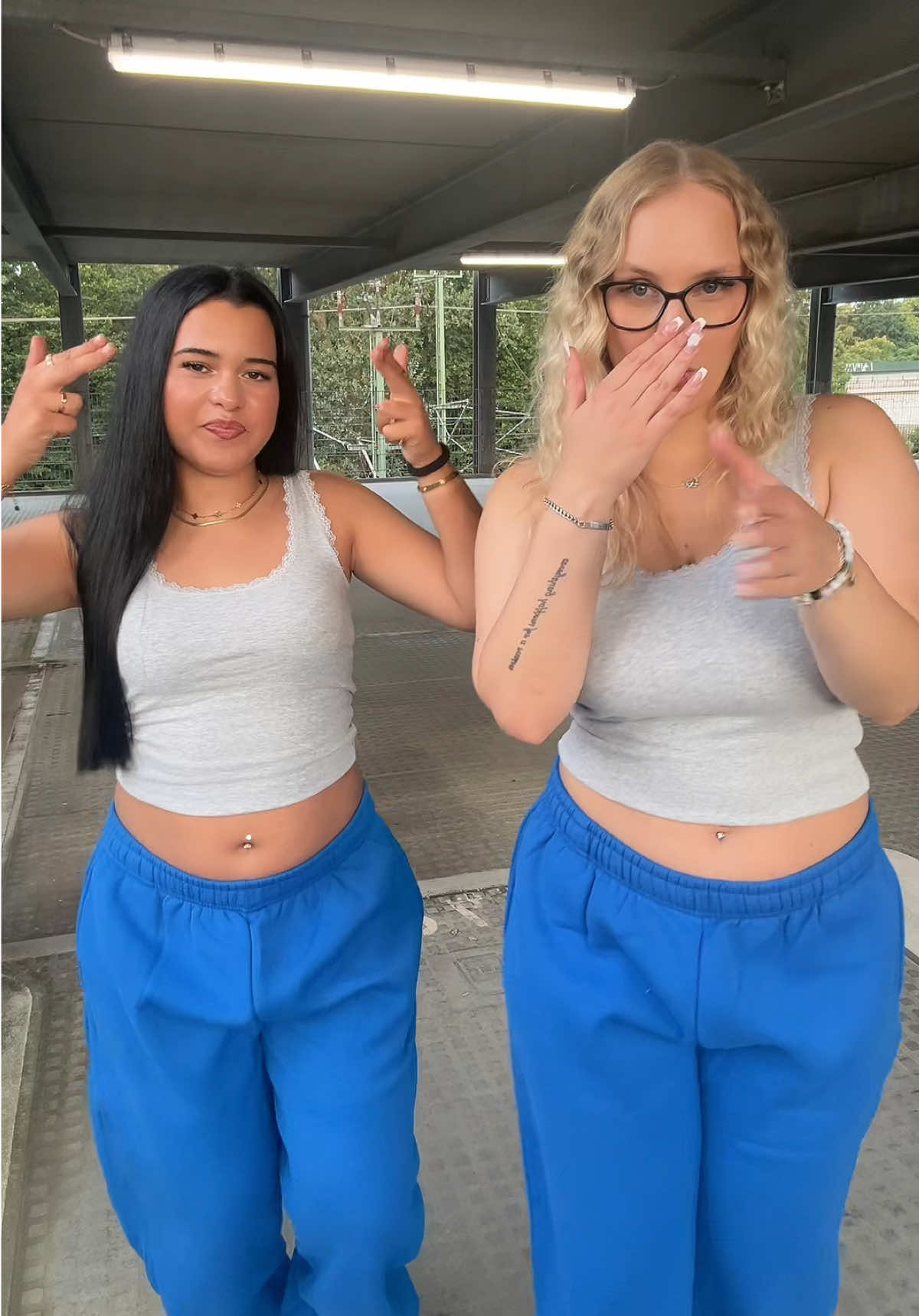 @❀