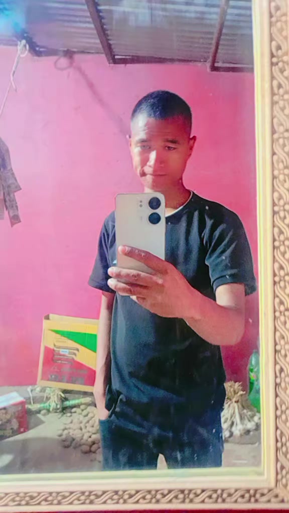 @धिरेन्द्र लामिछाने गुरुङ,❤️😘