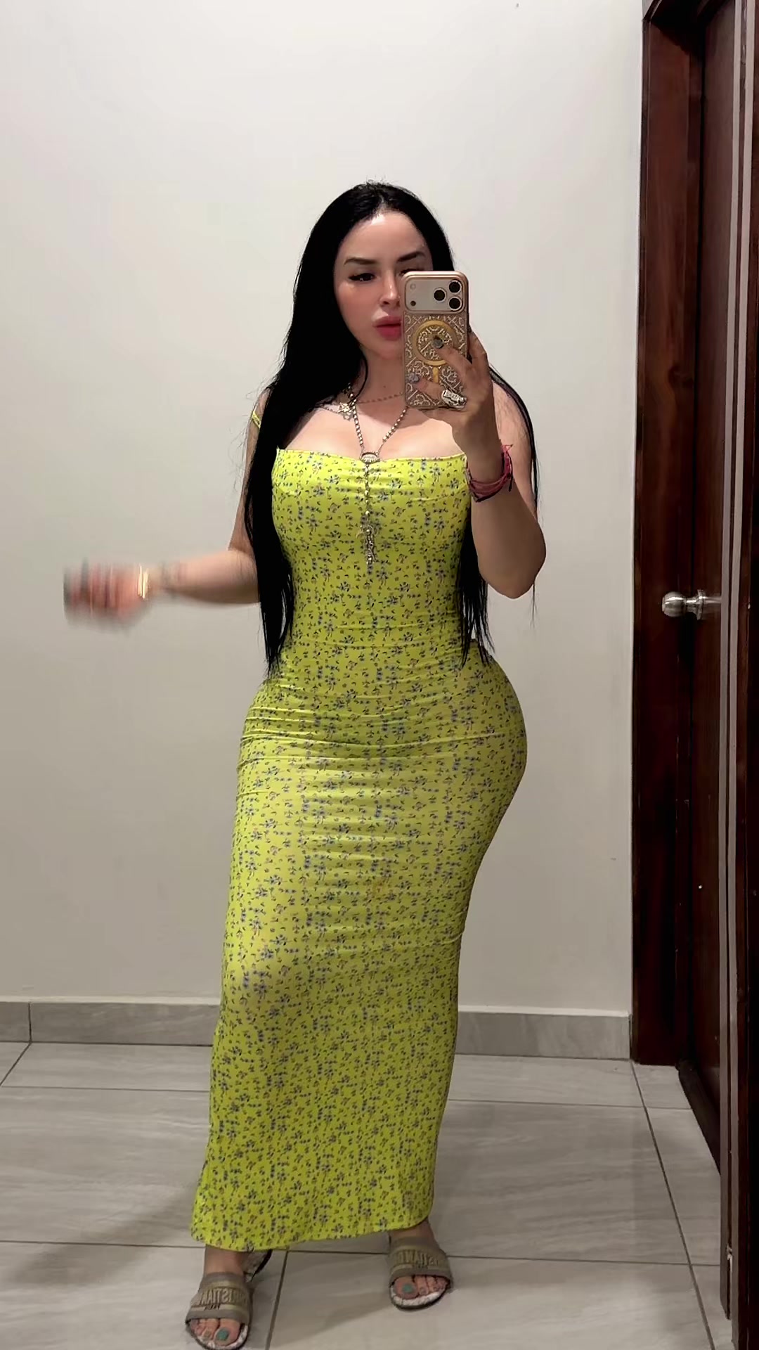 @Mary Zuñiga