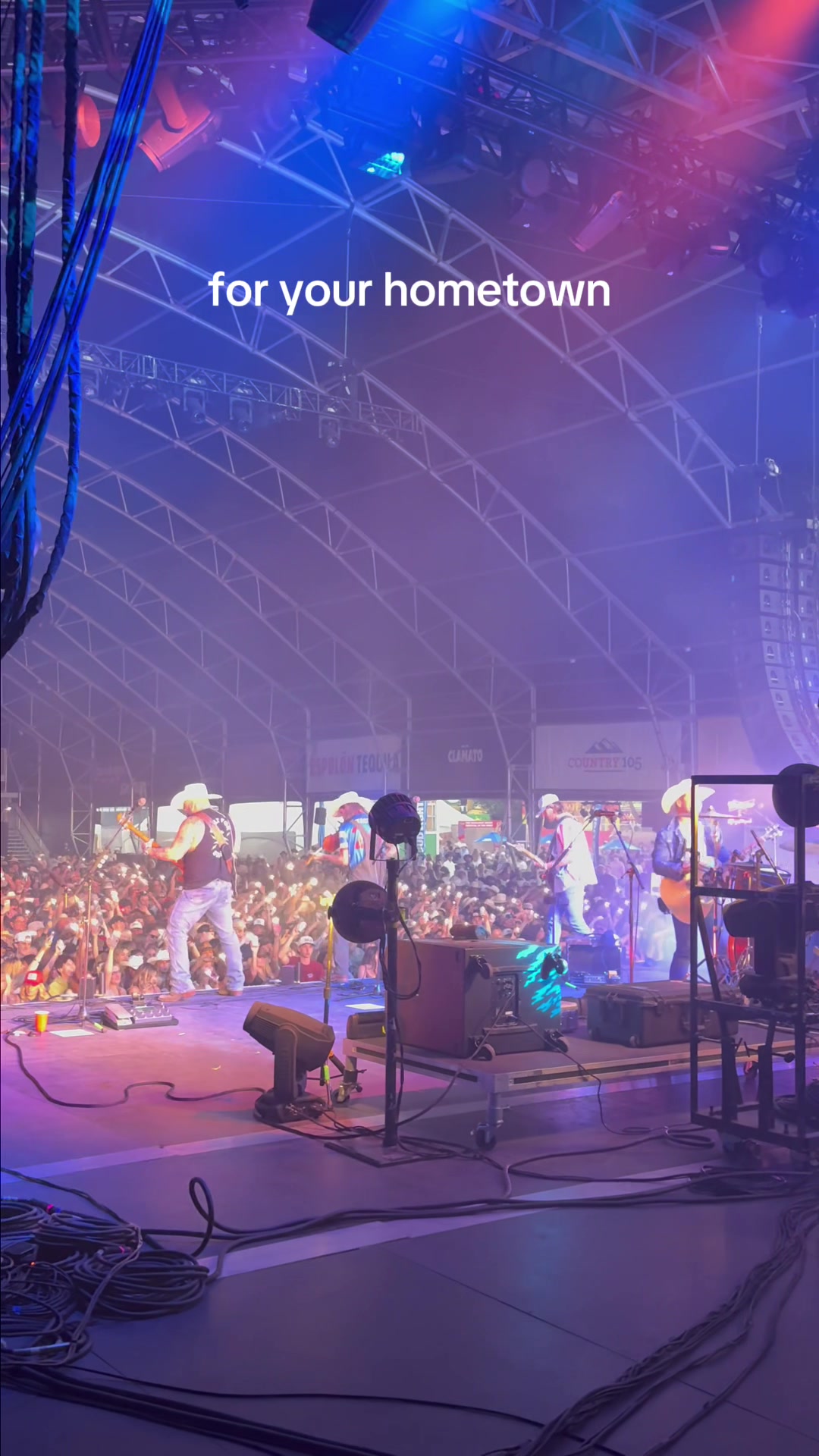 @Shane Smith & The Saints