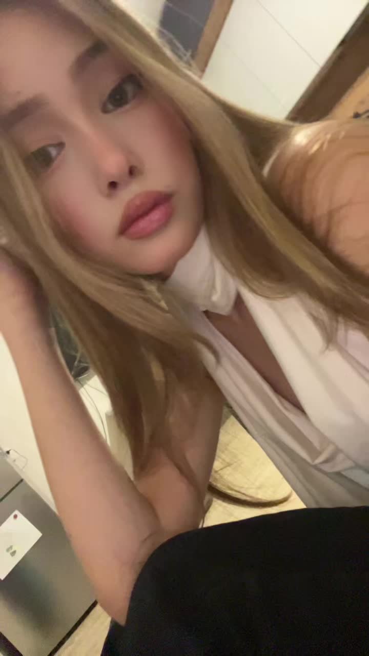 @Эльчик 🍓