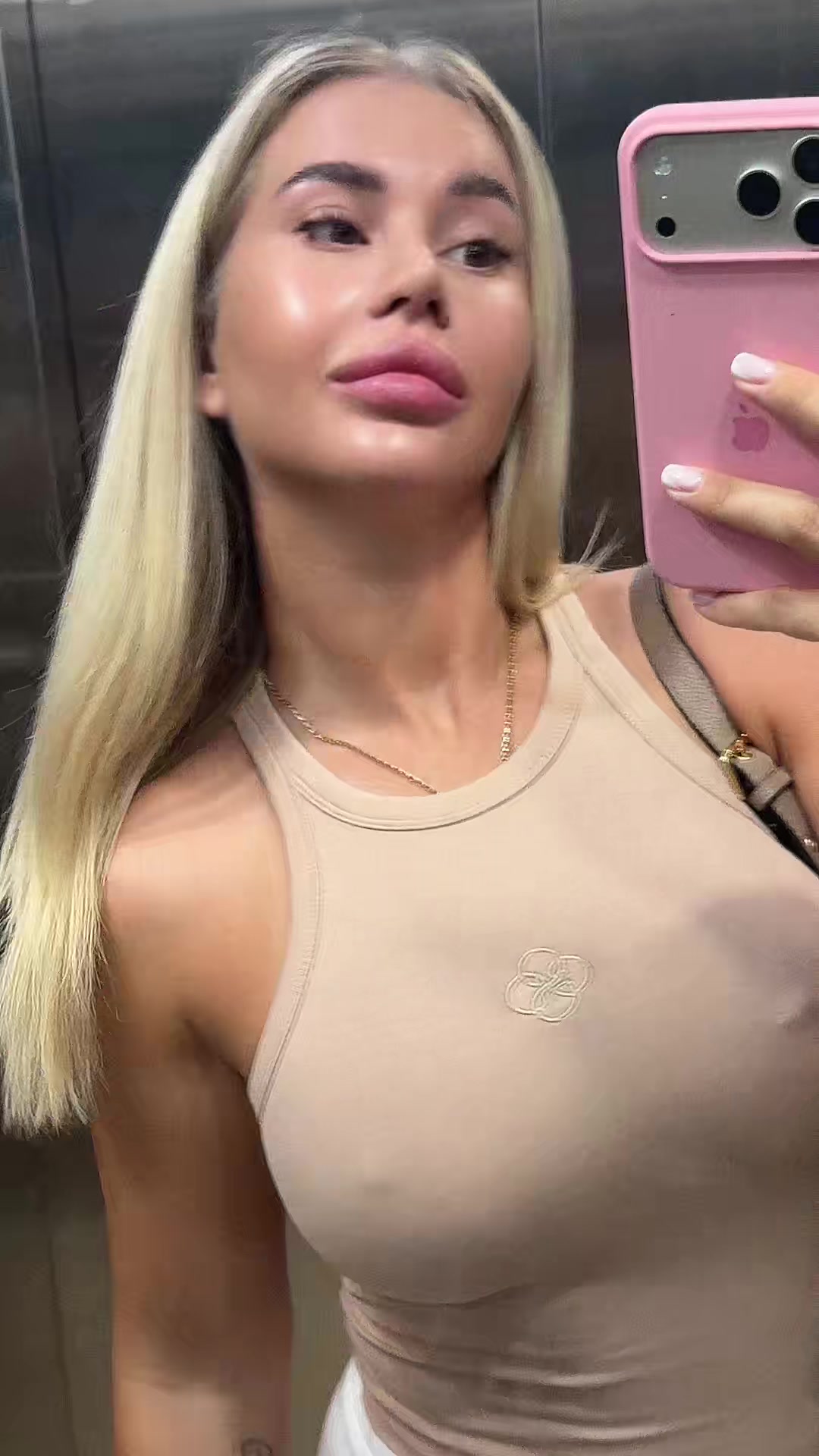 @moolooko_🌪️😈💦