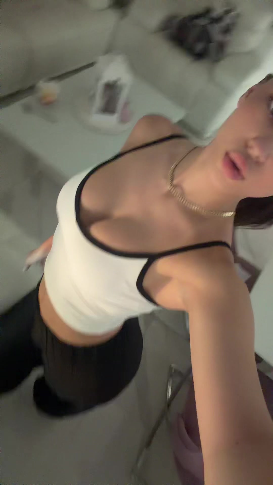 @𝐼𝓇𝑒𝓃𝒶
