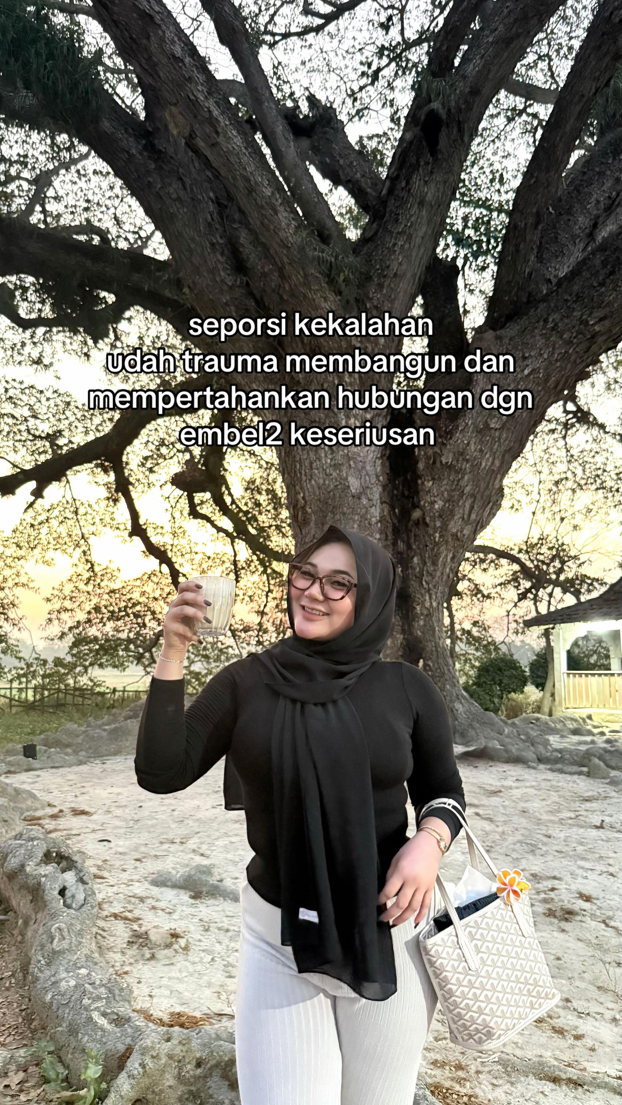 @inisintottyy