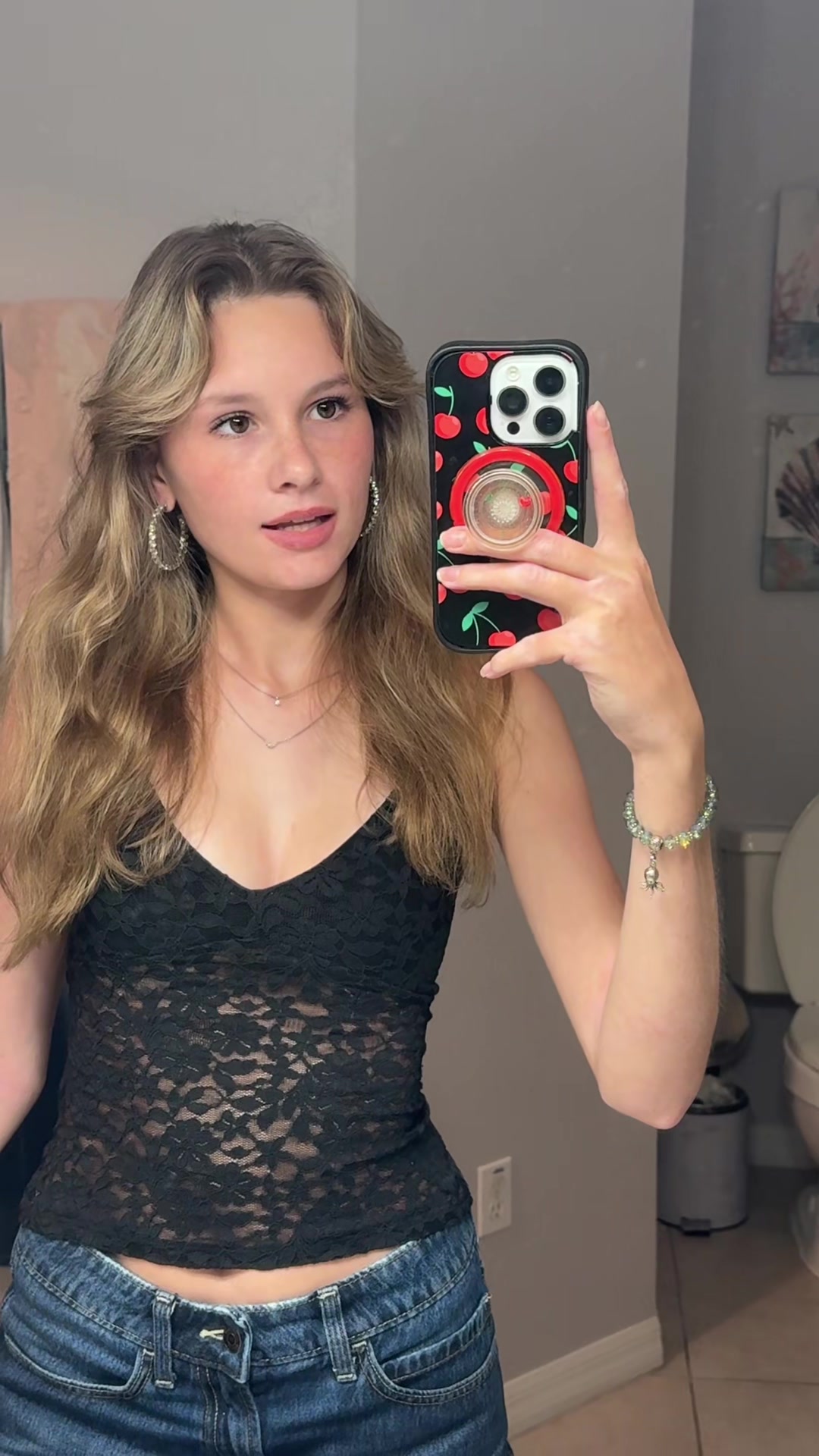 @chloeee
