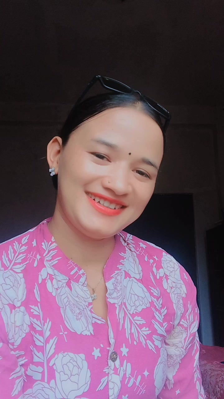 @Jenisha chhetri💝(जेनु)