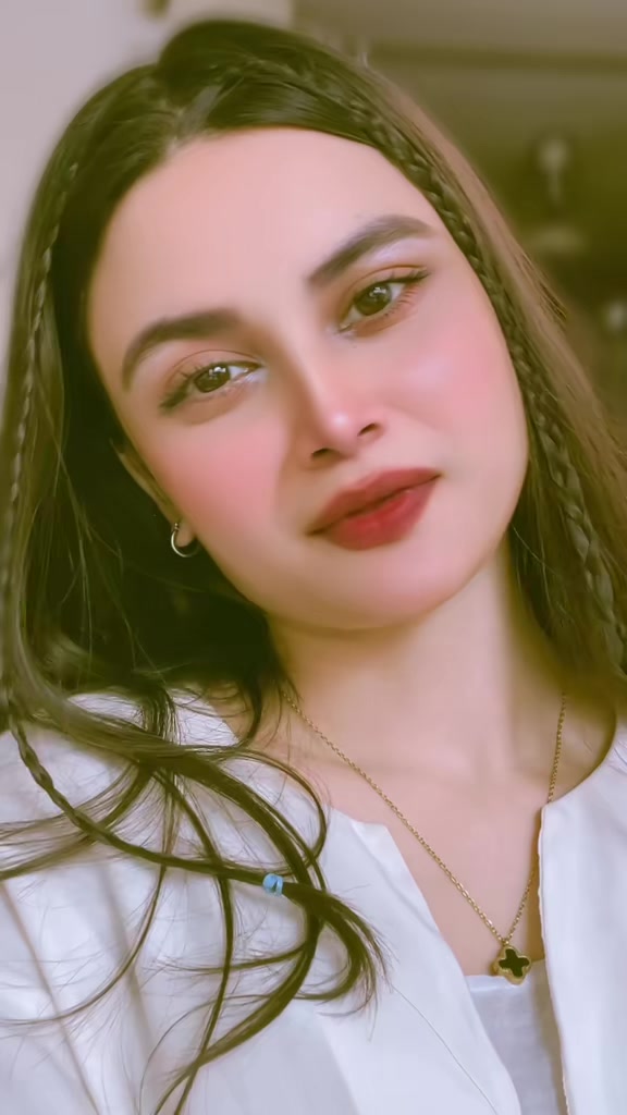 @Emaan🕊️✨