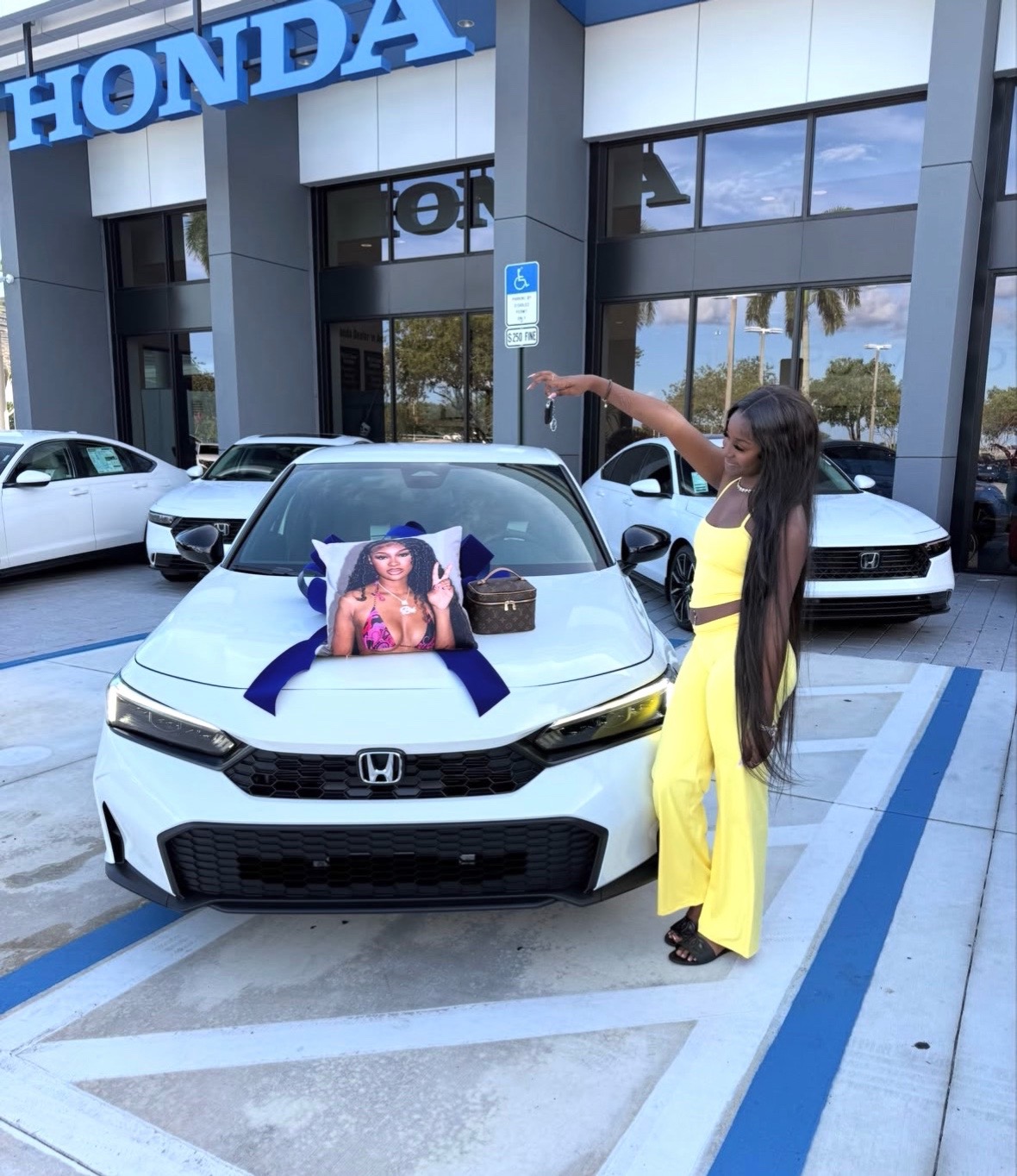 @KYLA.