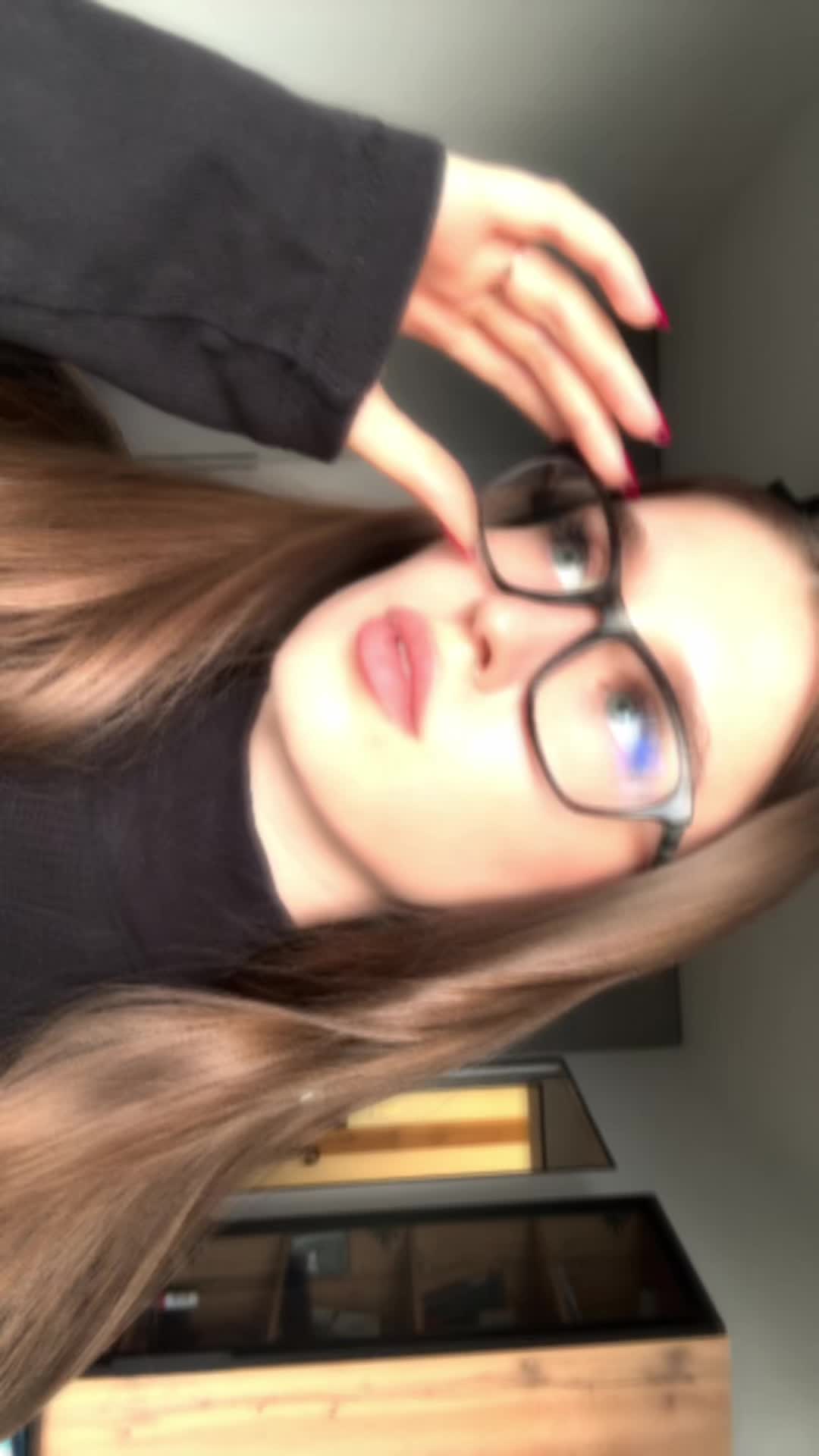 @Ля