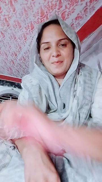 @Meerab ki mama