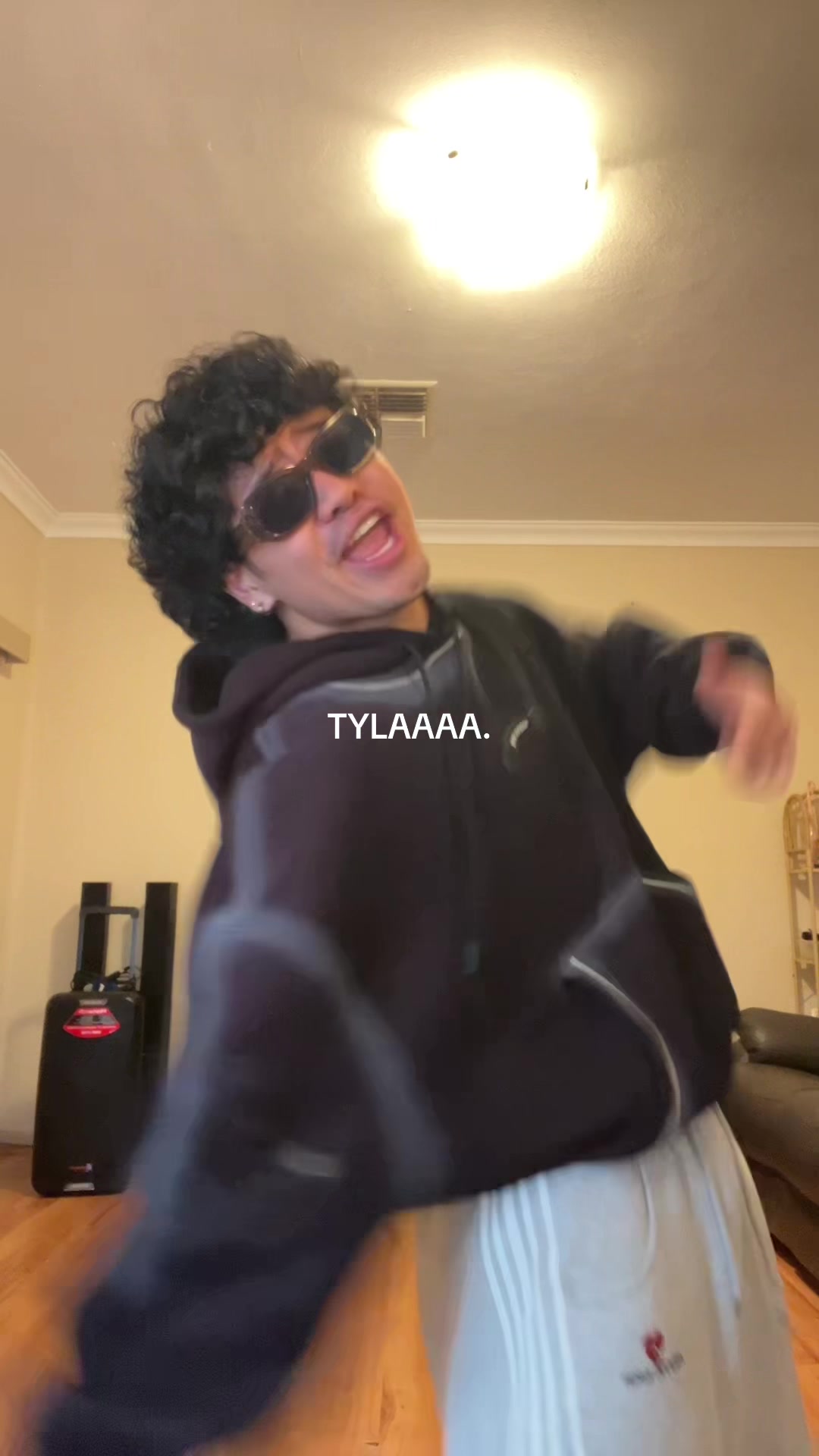 @JJ