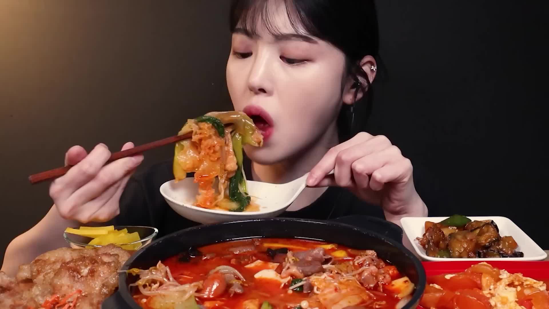 @ASMR J