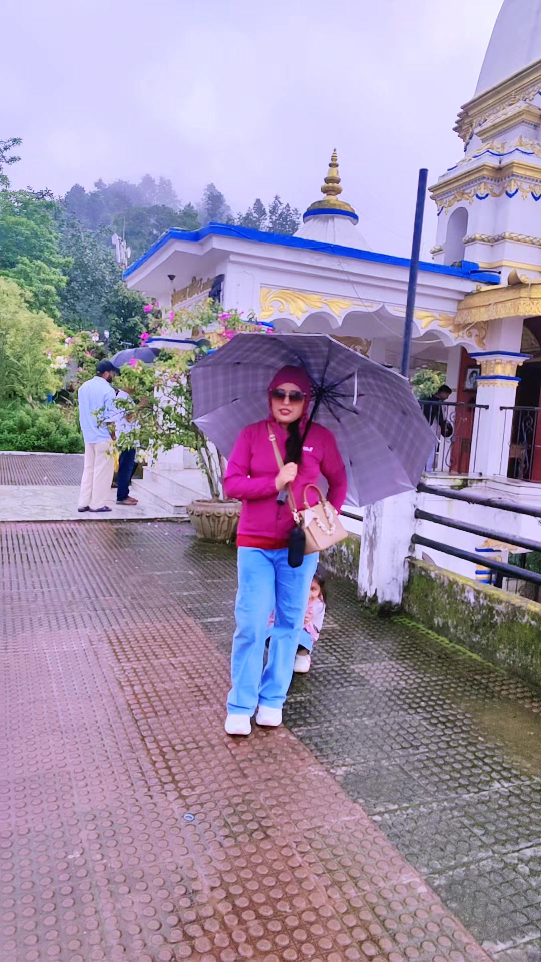 @Ganga Bhandari