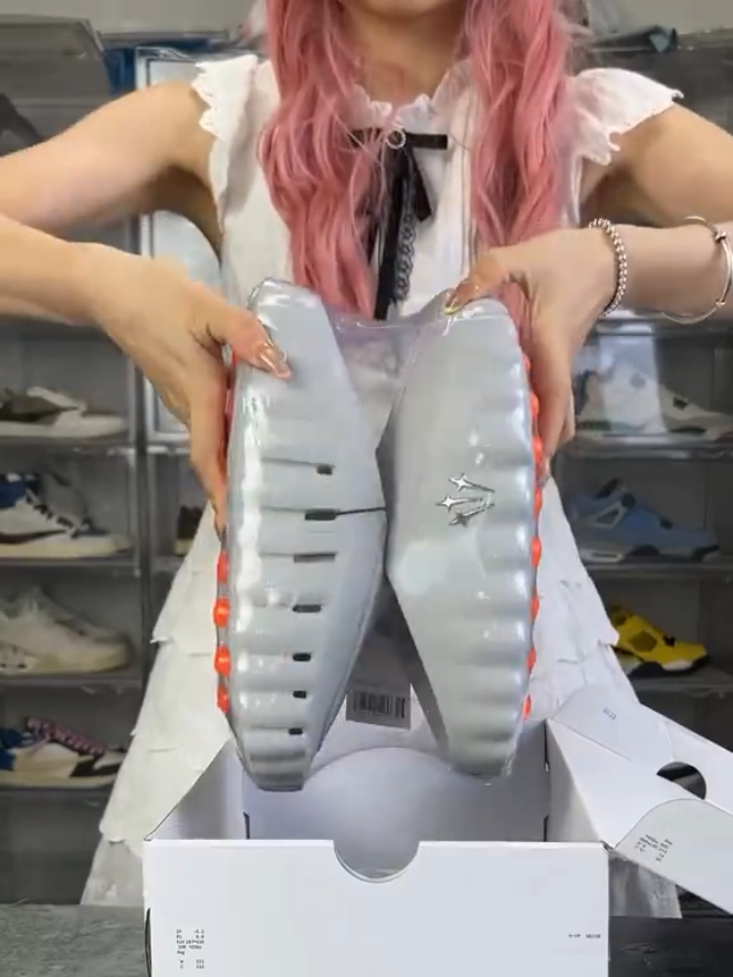 @𝐑𝐄𝐒𝐏𝐄𝐂𝐓 𝐒𝐓𝐎𝐑𝐄 &reg;