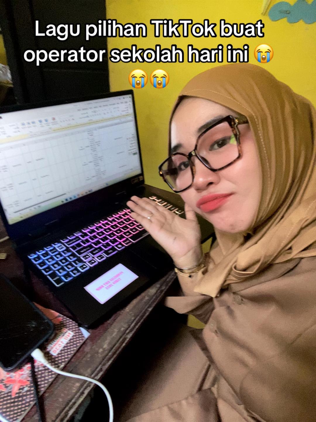 @GhaniaRika🌺
