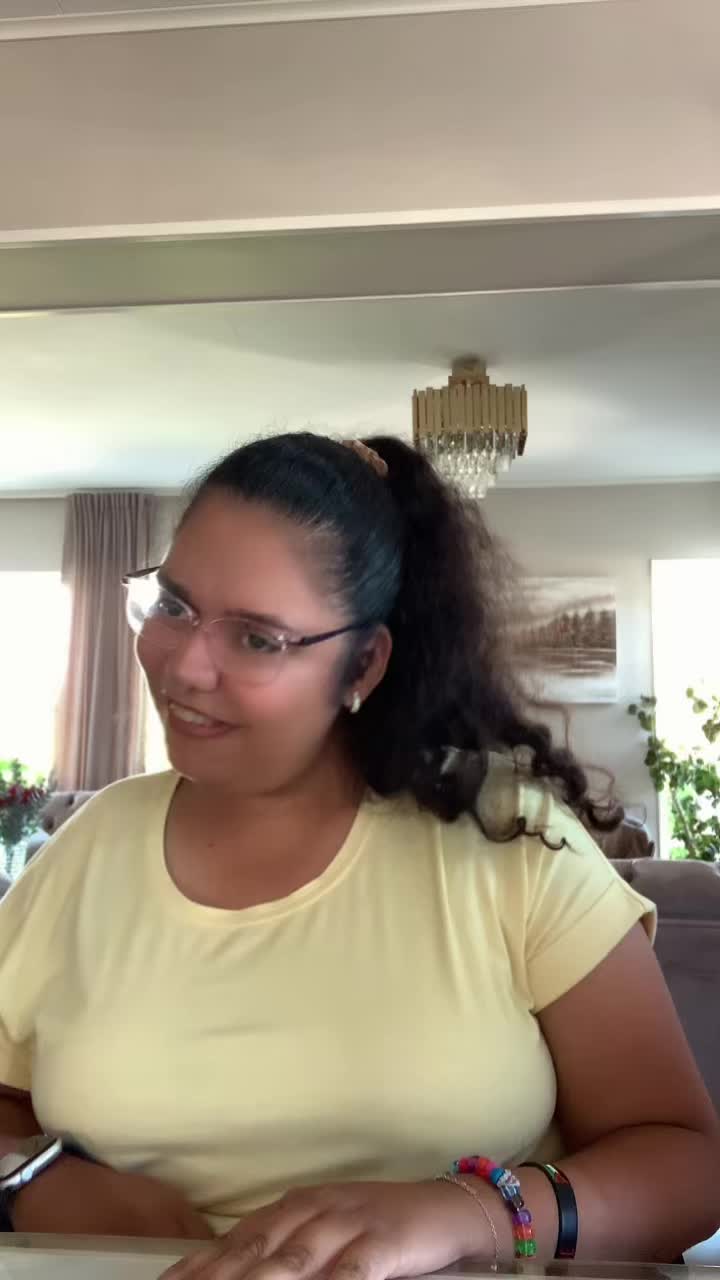 @QueenRana