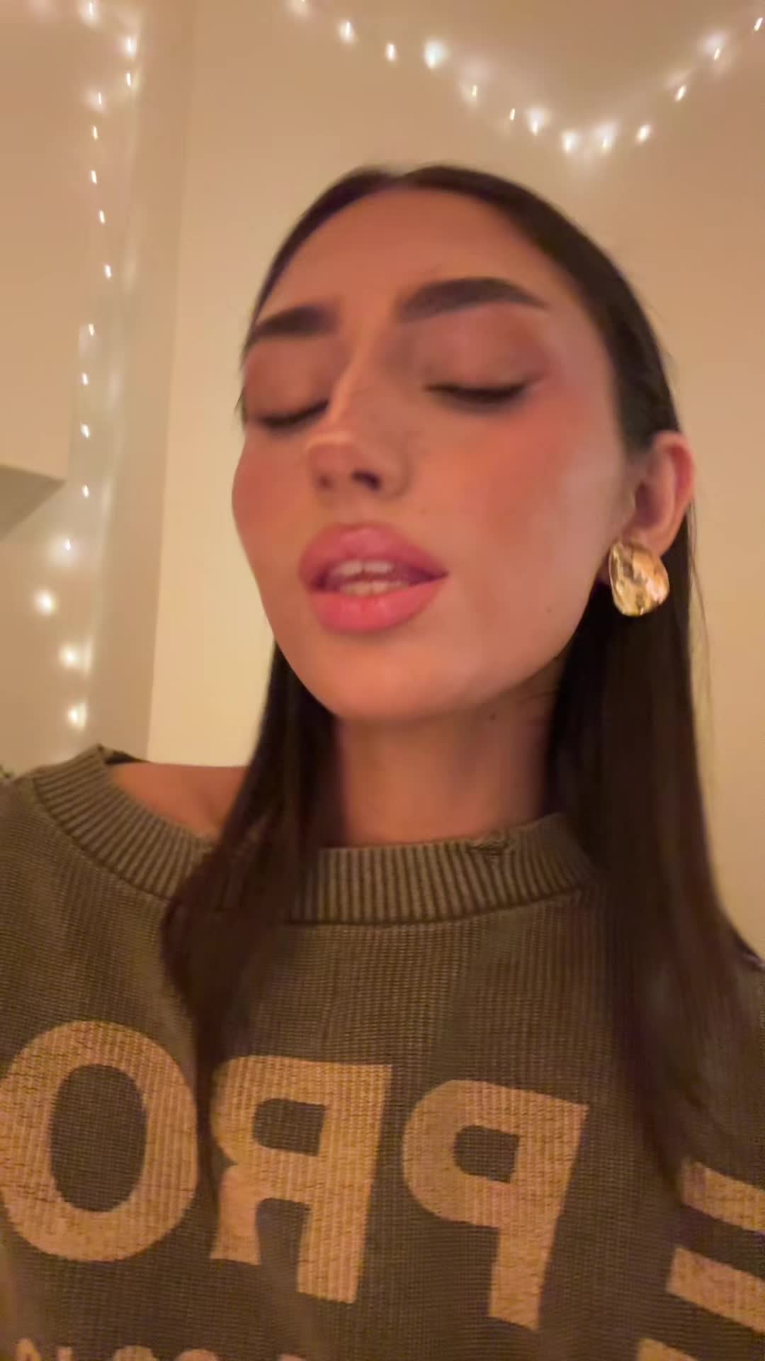 @⠀
