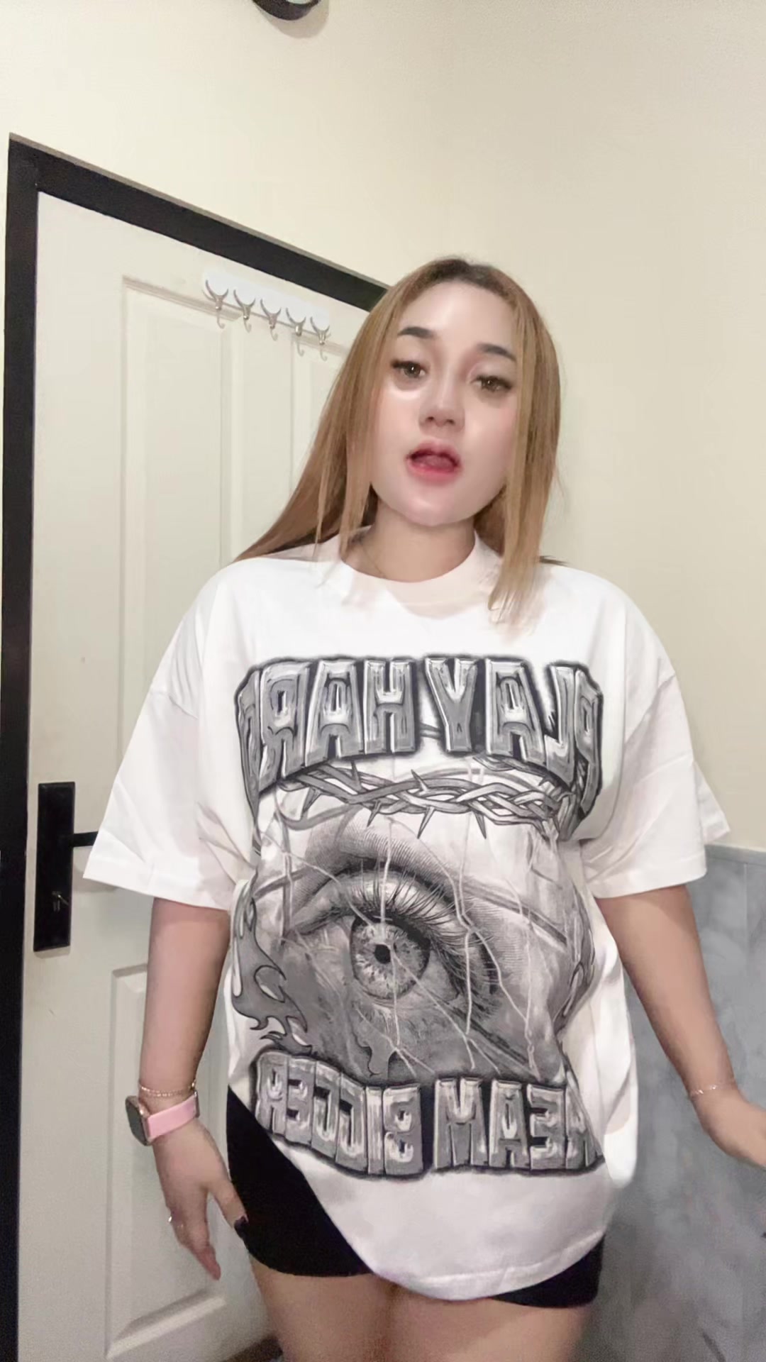 @inisintottyy