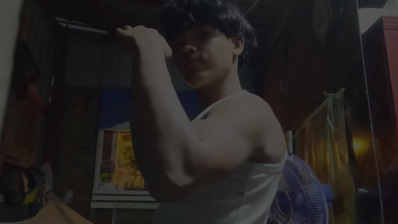 @myat thu (Arm wrestling)