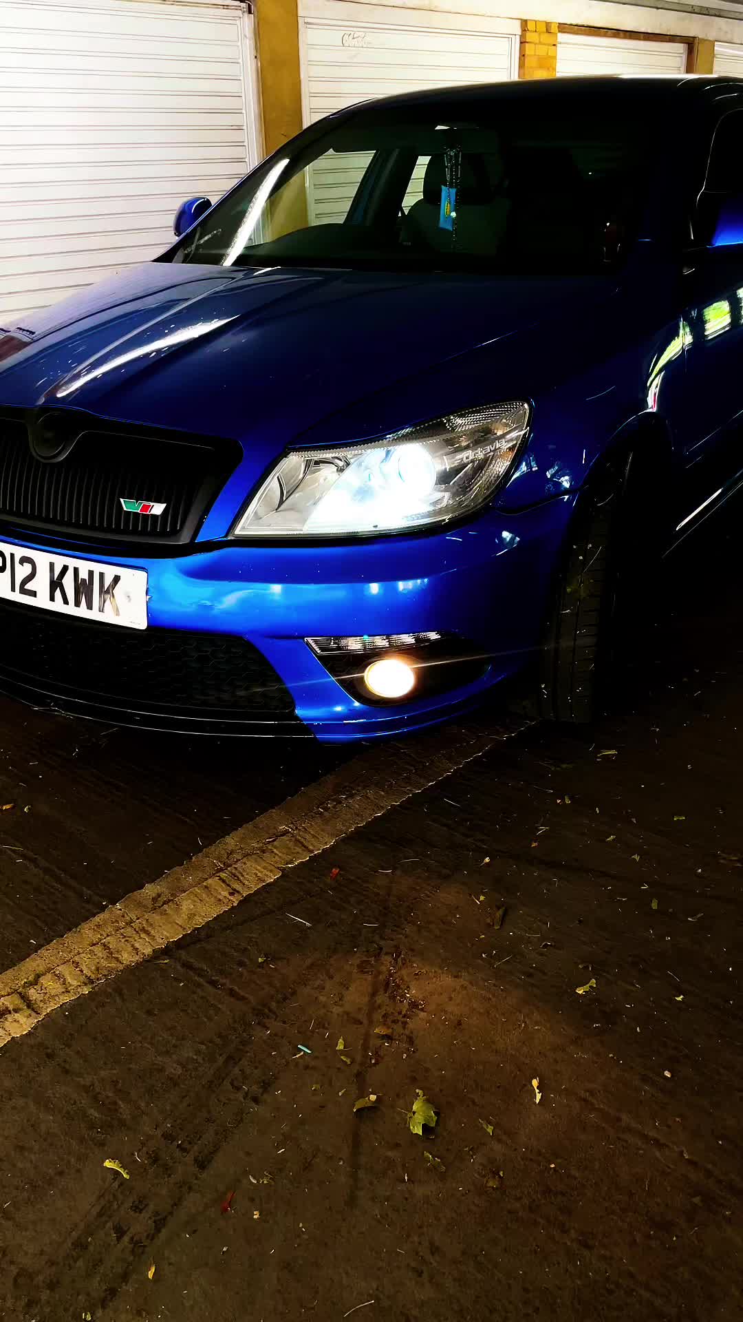 @bluvrs_skoda
