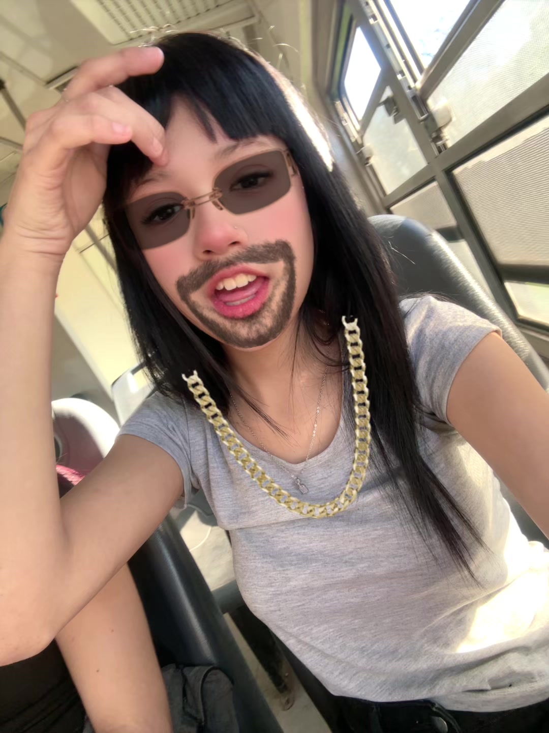 @miaanicolaa2