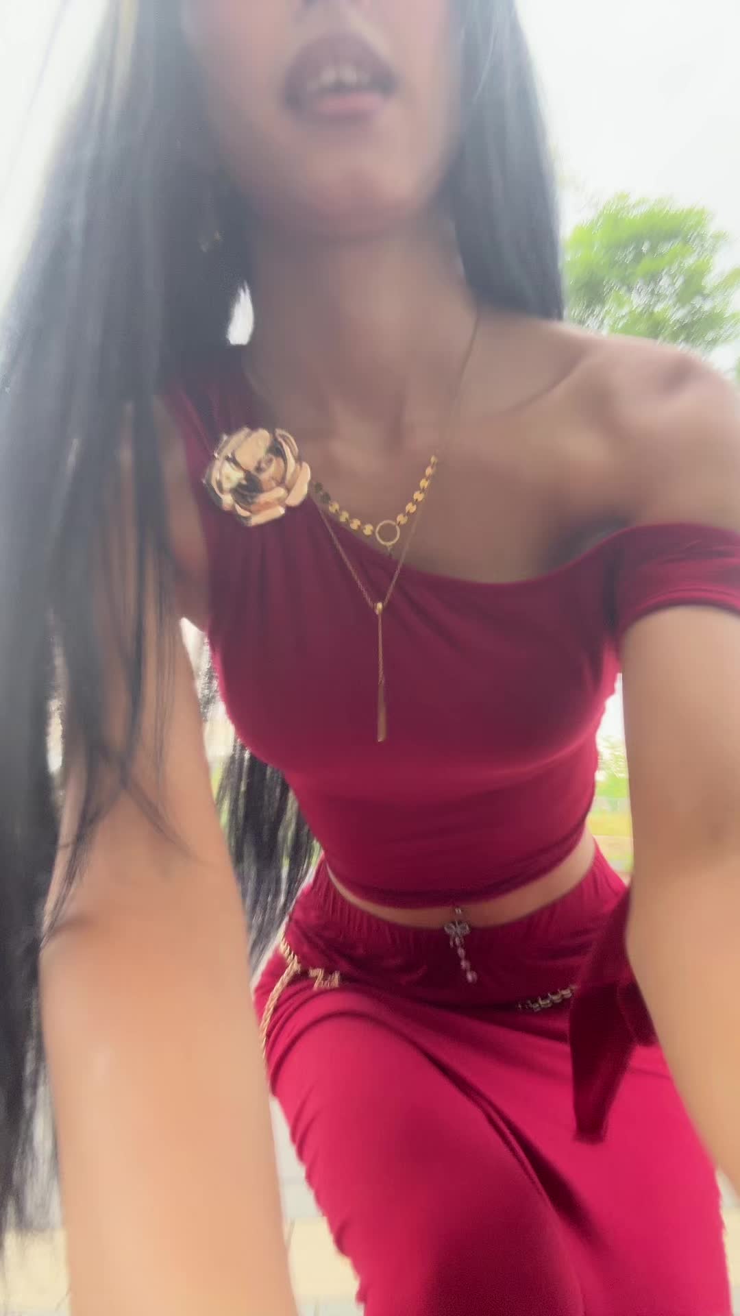 @🦋