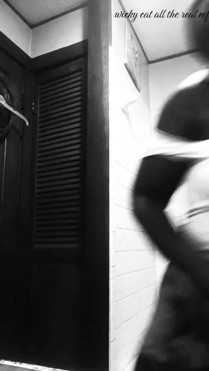 @wickedkitty25