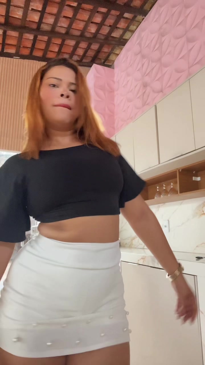 @Mel Oliveira🍯