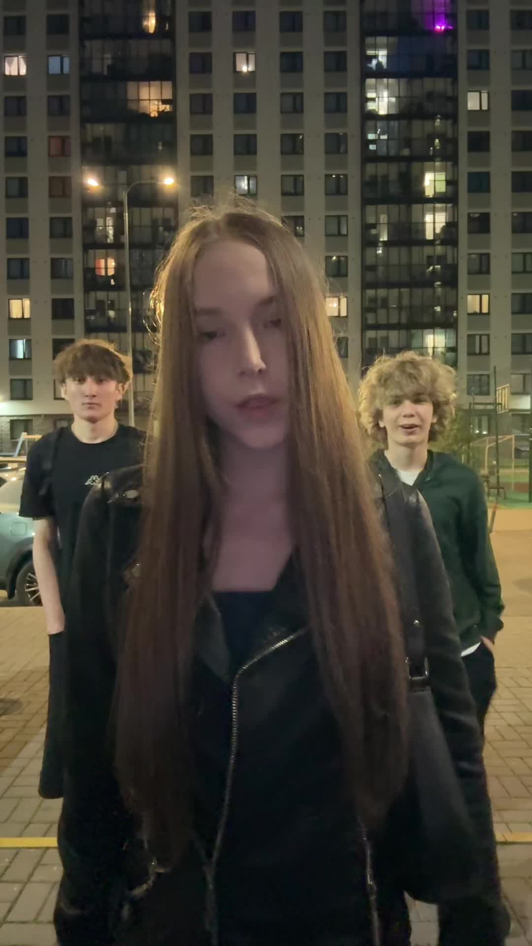 @яника