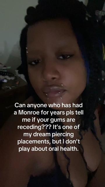 @(  &bull;  )(  &bull;  )