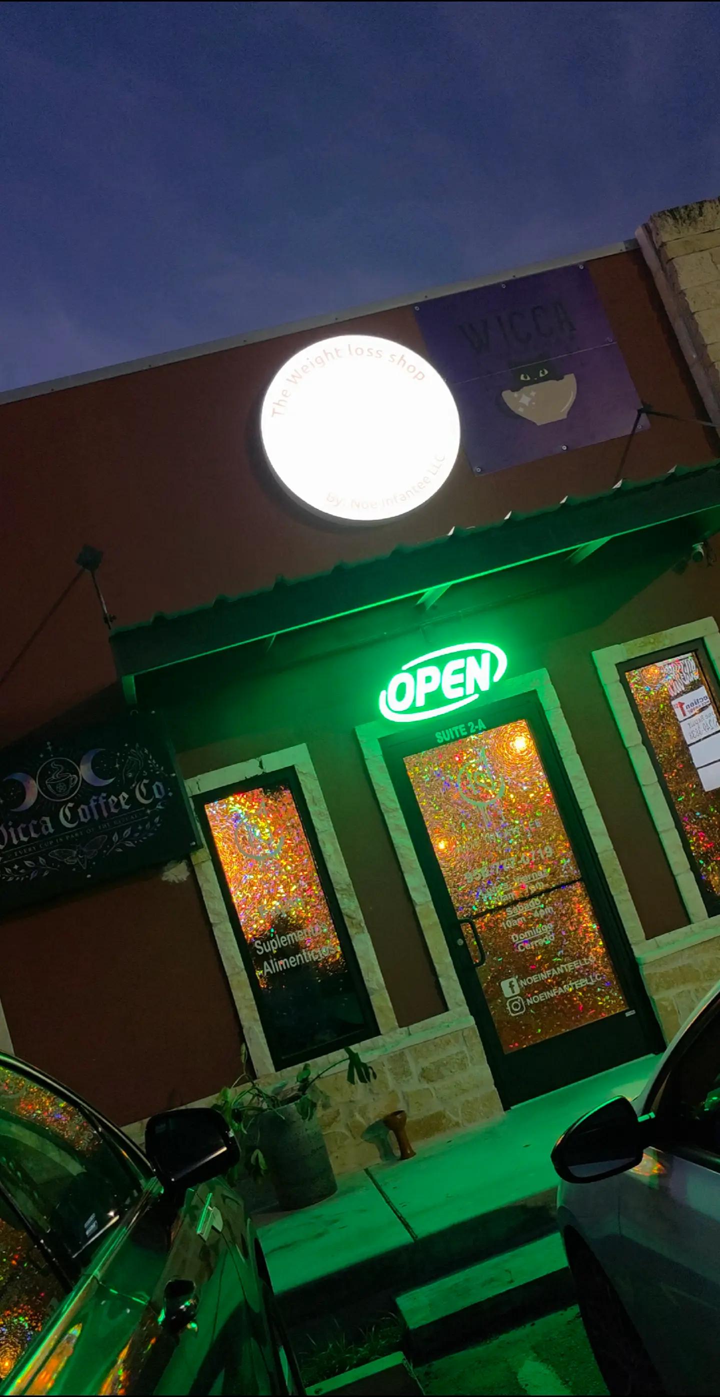 @956RGV 🎀 Mad Melba's Munchies