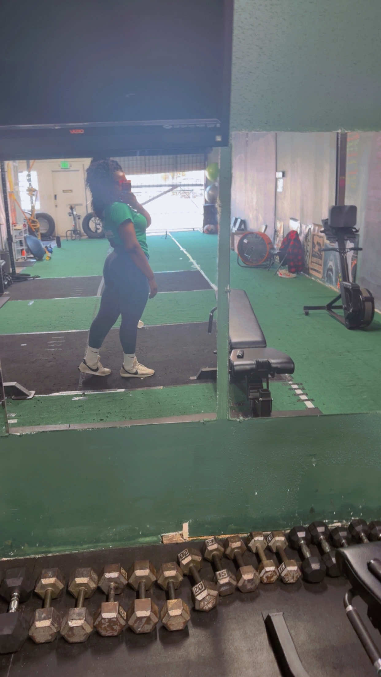 @Fatgirlthatworksout