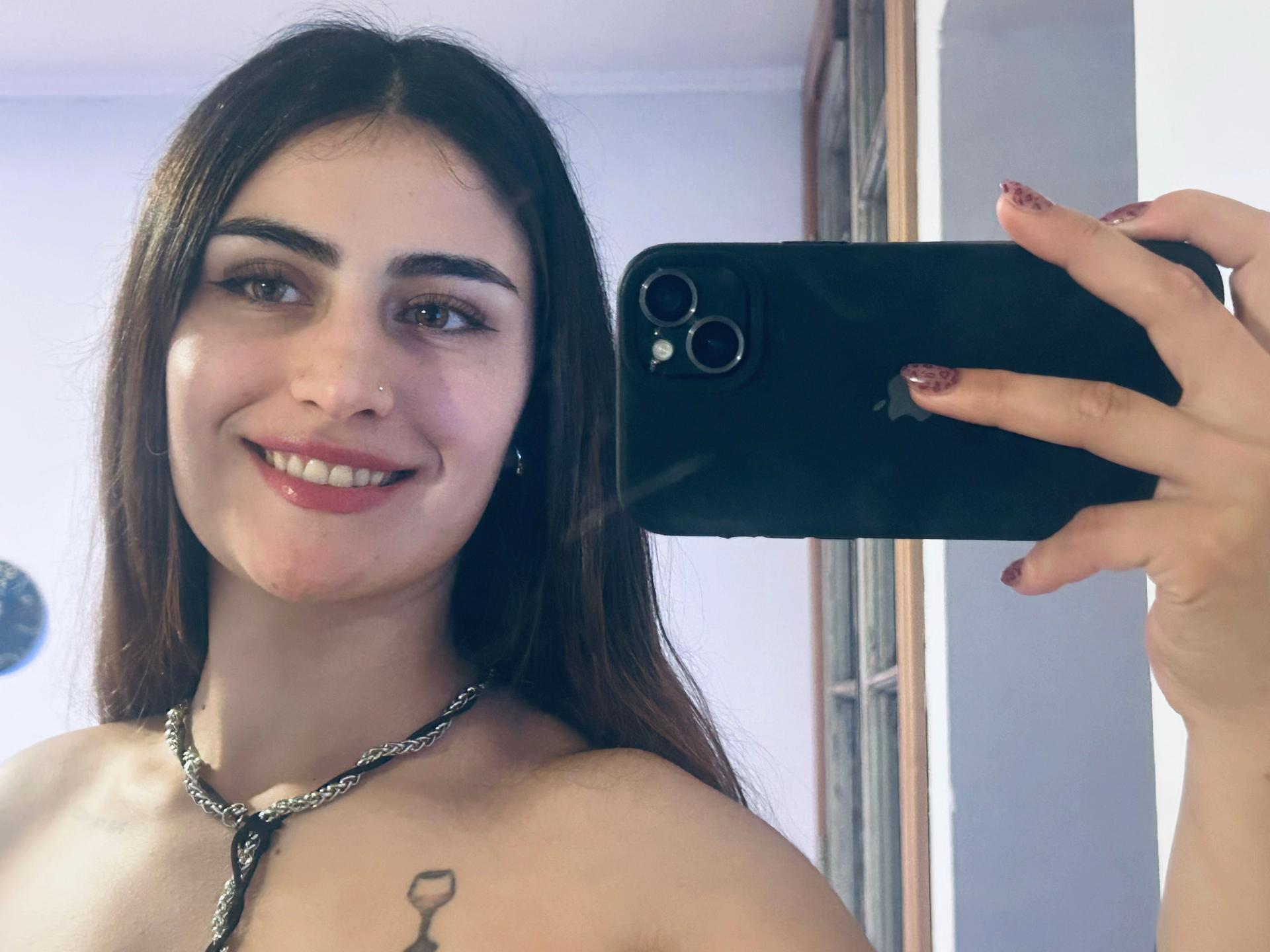 @carovacc