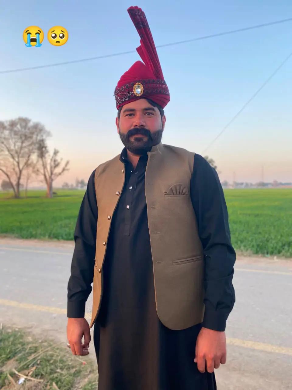 @ارباز خان (अध्यक्ष।)🇵🇰😶