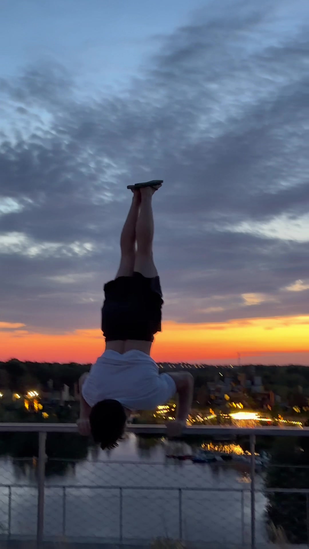 @Baki_calisthenics