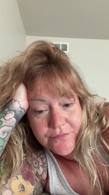 @lindsEy❤️🥳😂💅